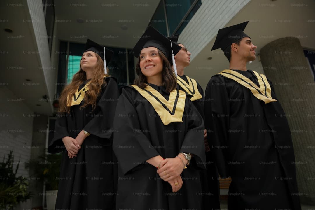60+ American Colleges Give Full Scholarships to International Students