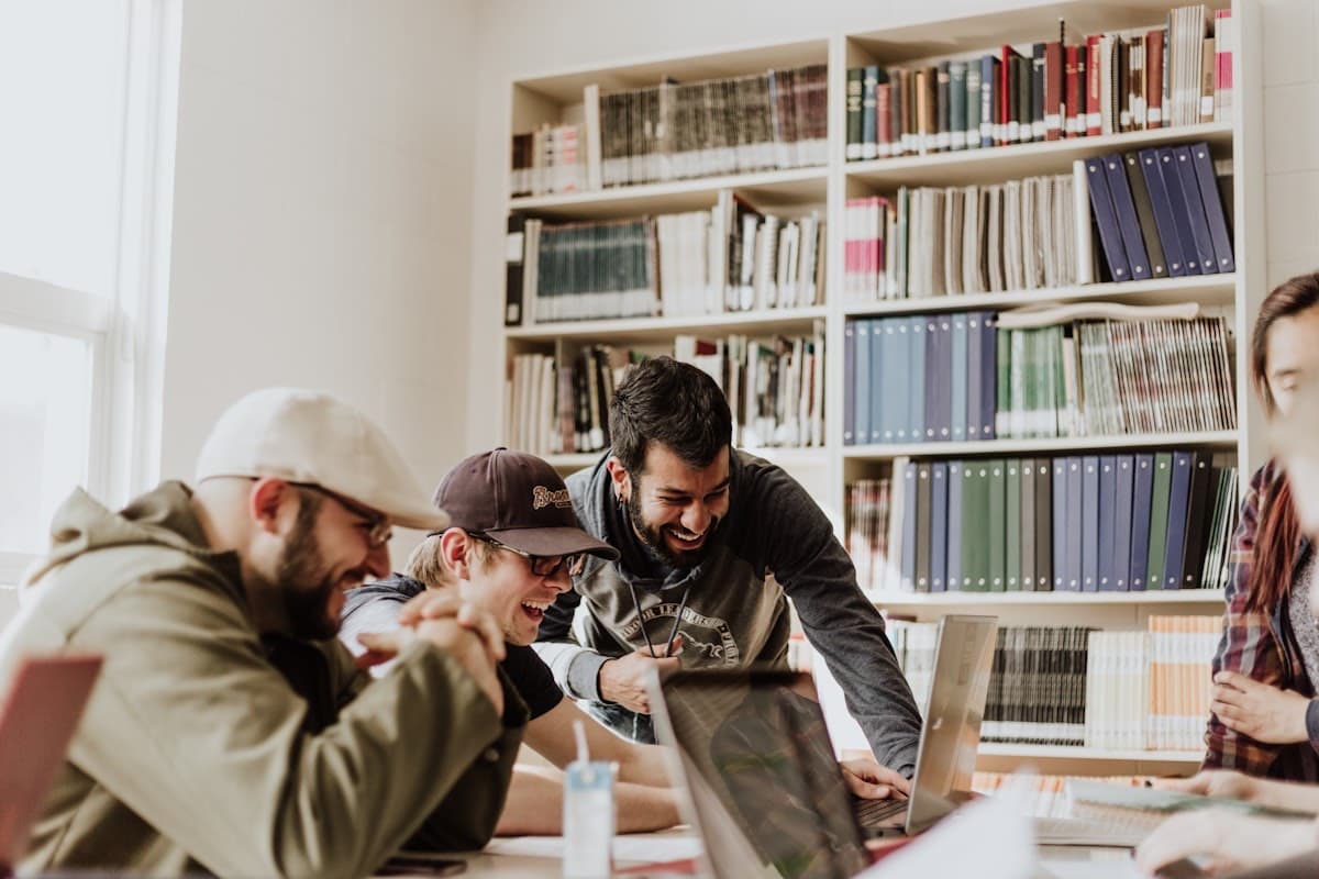5 U.S. Universities That Let You Apply as a First-Year Student (Even If You've Attended University) & Give Full Scholarships