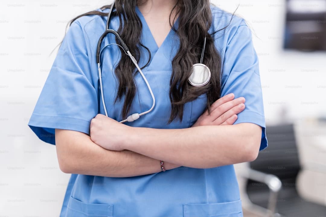 Make $100K+ with a Nursing Degree in America (MPOWER Loan Guide)