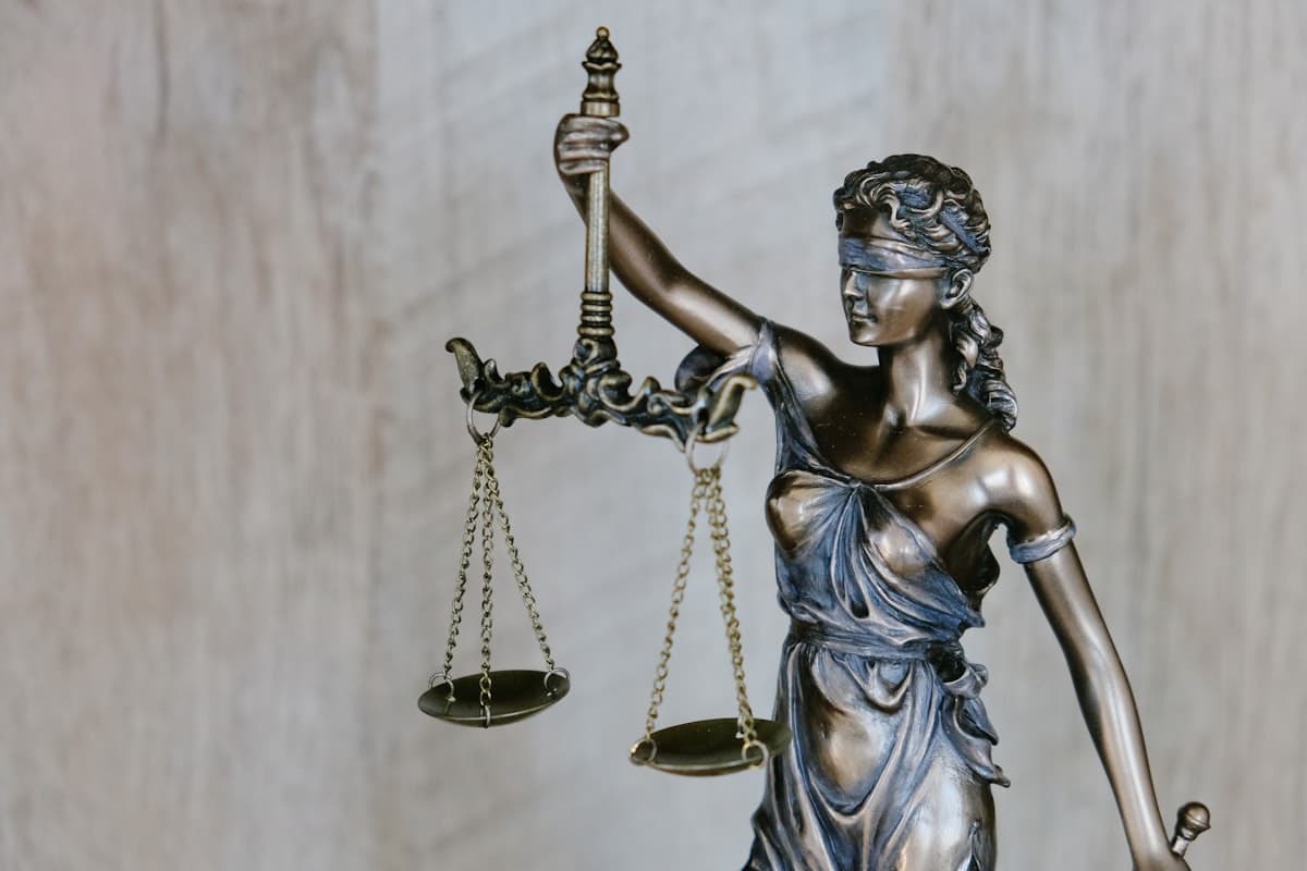 Studying Law in the USA or Canada as an International Student (2026)