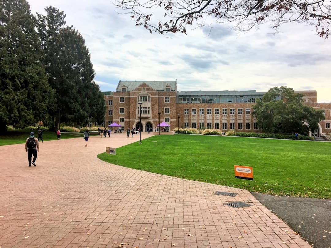 Whitman College Full Scholarship: 100% Need-Based Aid for International Students